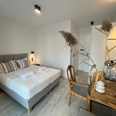 Bed and Breakfast Pod Roza Łeba Esterno foto