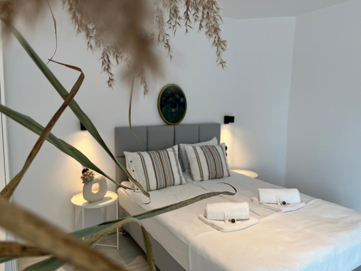 Bed and Breakfast Pod Roza Łeba Esterno foto