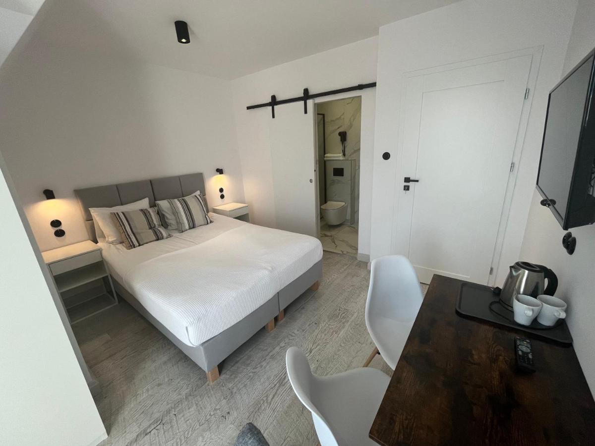 Bed and Breakfast Pod Roza Łeba Esterno foto