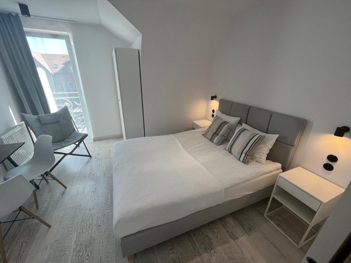 Bed and Breakfast Pod Roza Łeba Esterno foto